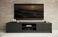 Tavares
